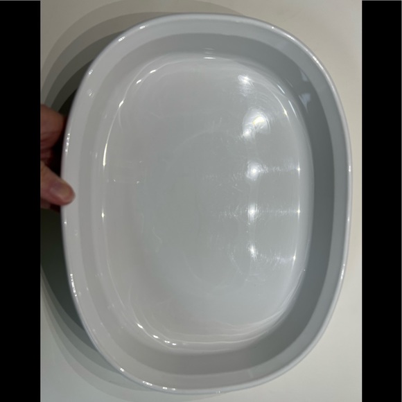 Corning Ware 1 1/2 Quart - Picture 2 of 8